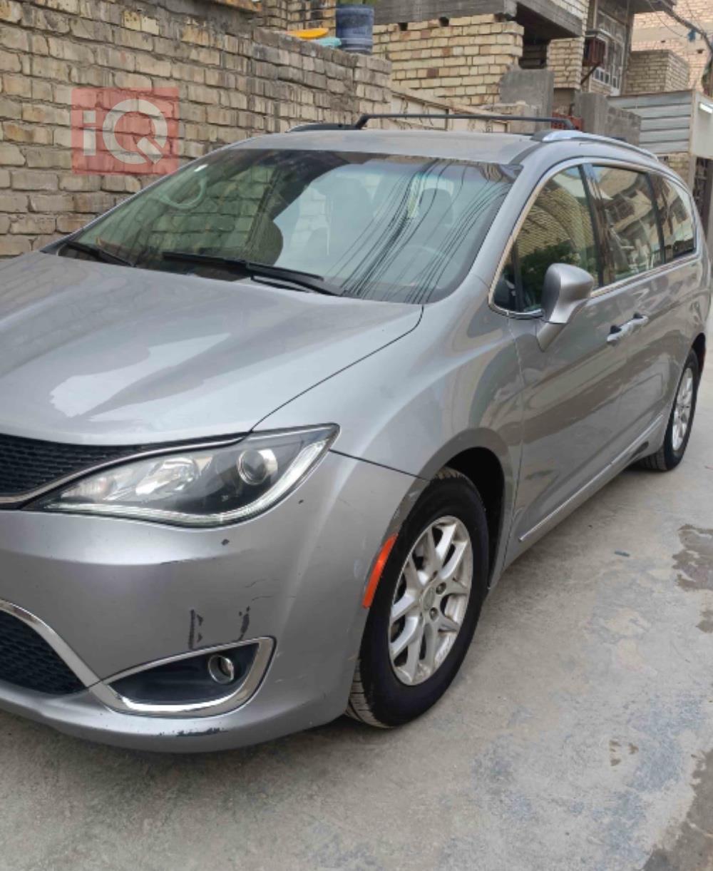 Chrysler Pacifica